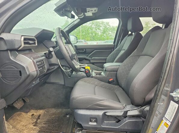 3TMLB5JN7TM219313 2026 TOYOTA TACOMA Gray წინა სალონის ხედი