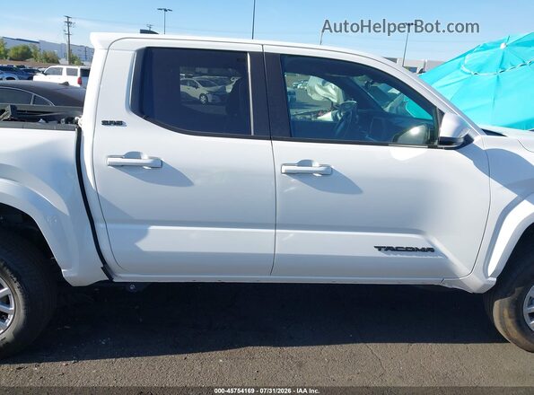 3TMLB5JN7TM223345 2026 TOYOTA TACOMA White სალონის 360-გრადუსიანი ხედი