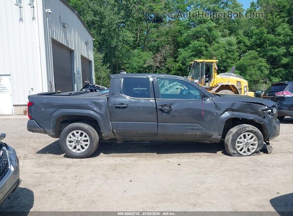 3TMLB5JN7TM240565 2026 TOYOTA TACOMA Gray უკანა სალონის ხედი