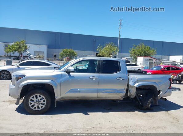 3TMLB5JN8RM035166 2024 TOYOTA TACOMA Silver Vista interior de 360 grados