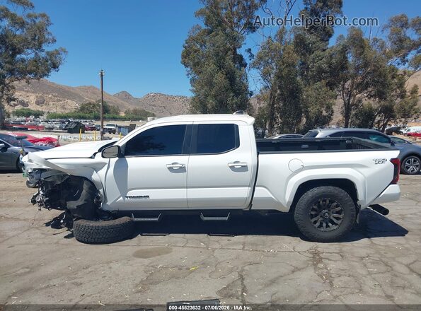 3TMLB5JN8RM080639 2024 TOYOTA TACOMA White სალონის 360-გრადუსიანი ხედი