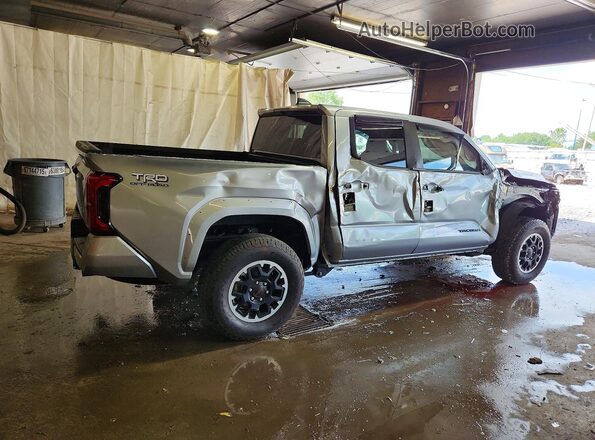 3TMLB5JN8SM091940 2025 TOYOTA TACOMA Silver Задня права чверть