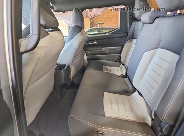 3TMLB5JN8SM091940 2025 TOYOTA TACOMA Silver Вид задніх сидінь