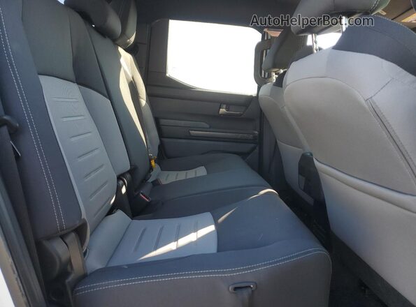 3TMLB5JN8SM151313 2025 TOYOTA TACOMA White Vista de los asientos traseros
