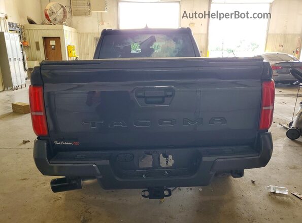 3TMLB5JN8TM219269 2026 TOYOTA TACOMA Charcoal Հետևի տեսք