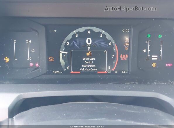 3TMLB5JN8TM225136 2026 TOYOTA TACOMA White Vista de los asientos traseros