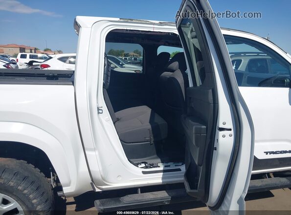 3TMLB5JN8TM225136 2026 TOYOTA TACOMA White Vista de la etiqueta del VIN