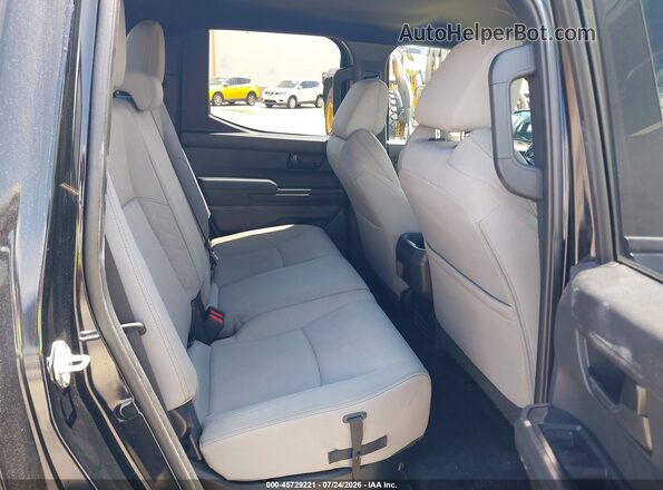 3TMLB5JN9RM036407 2024 TOYOTA TACOMA Black VIN կոդի պիտակի տեսք