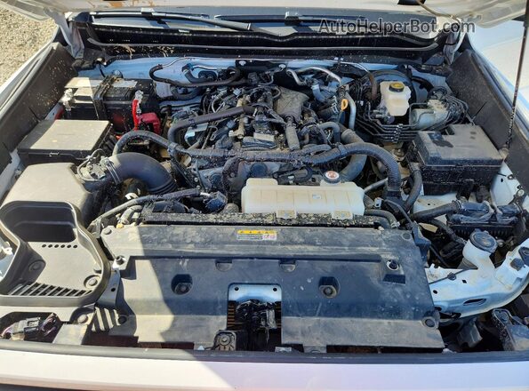 3TMLB5JN9RM043177 2024 TOYOTA TACOMA White უკანა სალონის ხედი
