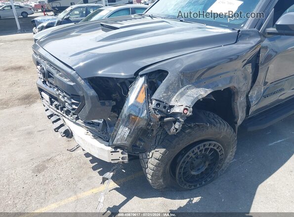 3TMLB5JN9RM049013 2024 TOYOTA TACOMA Черный Вид спереди