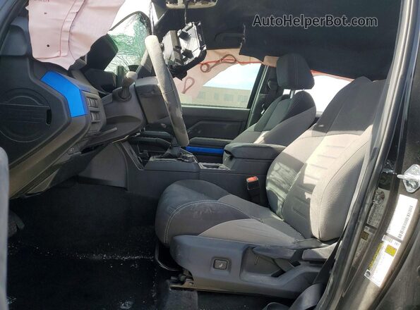 3TMLB5JN9SM133189 2025 TOYOTA TACOMA Black Սալոնի դիմացի տեսք