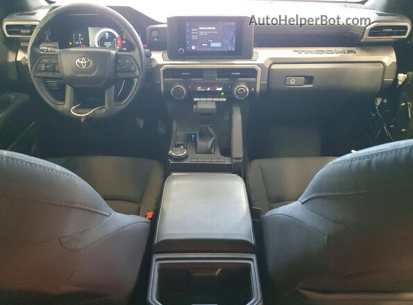 3TMLB5JN9SM150283 2025 TOYOTA TACOMA Black Առջևի վահանակի տեսք