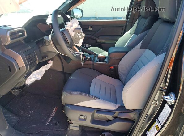 3TMLB5JN9SM152163 2025 TOYOTA TACOMA Black Vista interior delantera