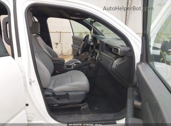 3TMLB5JN9SM174423 2025 TOYOTA TACOMA White Вид салону спереду