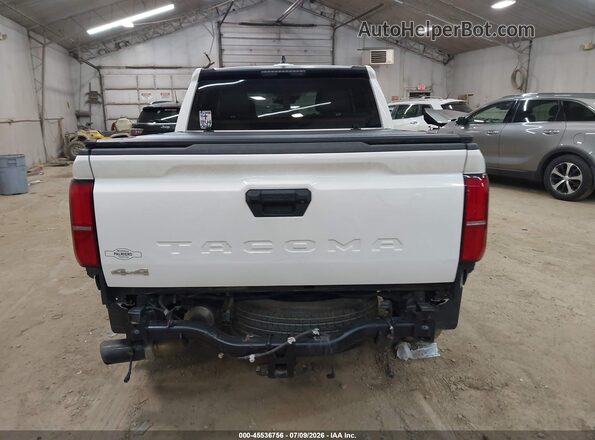 3TMLB5JN9SM174423 2025 TOYOTA TACOMA White 