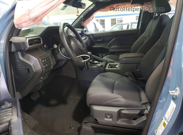 3TMLB5JN9TM216039 2026 TOYOTA TACOMA Blue წინა სალონის ხედი