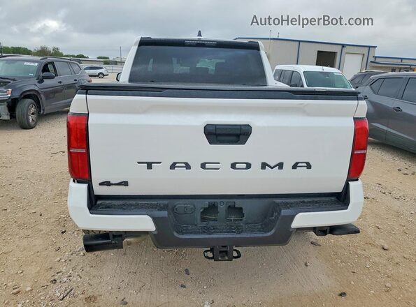 3TMLB5JN9TM220074 2026 TOYOTA TACOMA Белый Вид сзади