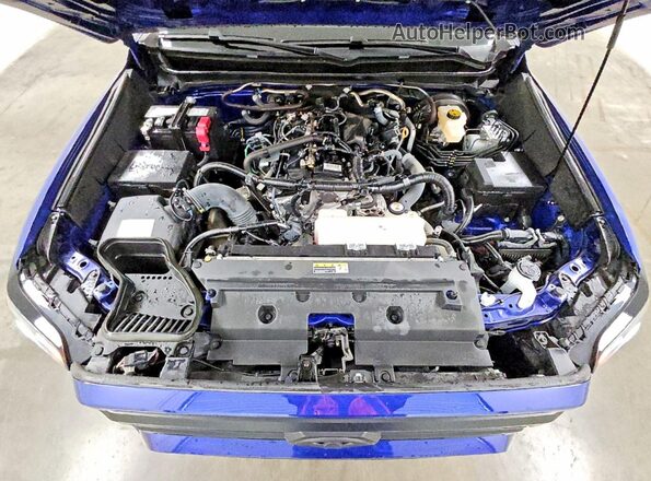 3TMLB5JNXRM083705 2024 TOYOTA TACOMA Blue უკანა სალონის ხედი