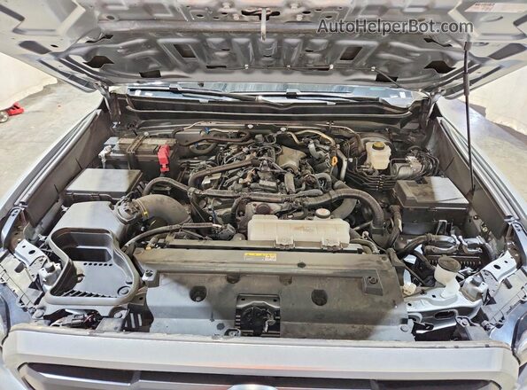 3TMLB5JNXSM108480 2025 TOYOTA TACOMA Silver უკანა სალონის ხედი