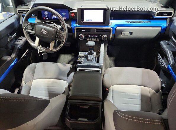 3TMLB5JNXSM108480 2025 TOYOTA TACOMA Silver წინა პანელის ხედი