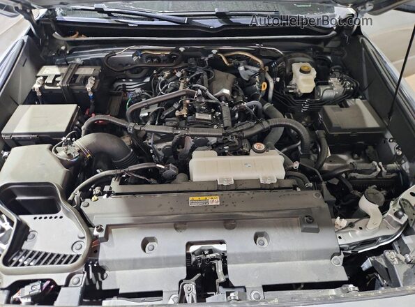 3TMLB5JNXSM137073 2025 TOYOTA TACOMA Silver Вид задньої частини салону