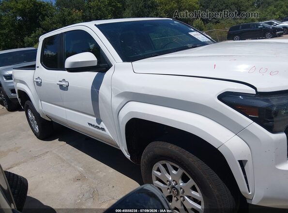 3TMLB5JNXSM164385 2025 TOYOTA TACOMA White Rear interior view