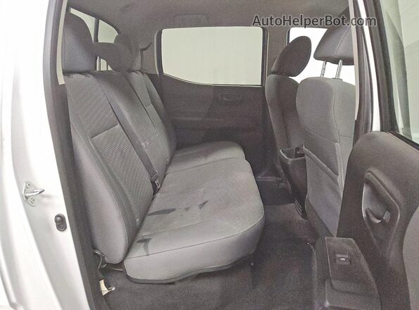 3TYAX5GN1MT019310 2021 TOYOTA TACOMA Белый Вид задних сидений