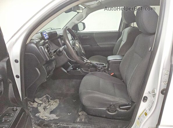 3TYAX5GN1MT019310 2021 TOYOTA TACOMA Белый Вид салона спереди