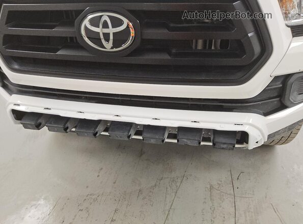 3TYAX5GN1MT019310 2021 TOYOTA TACOMA Белый 