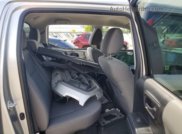 3TYAX5GN3PT071946 2023 TOYOTA TACOMA Silver უკანა სავარძლების ხედი