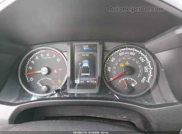 3TYAX5GN6PT073772 2023 TOYOTA TACOMA Silver Widok tylnych siedzeń