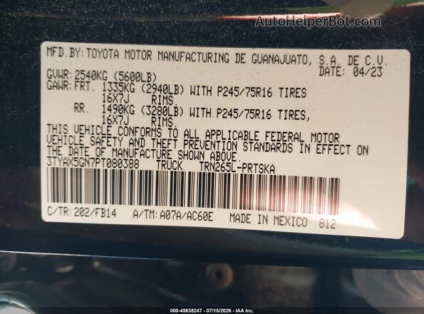 3TYAX5GN7PT080388 2023 TOYOTA TACOMA Black Widok komory silnika