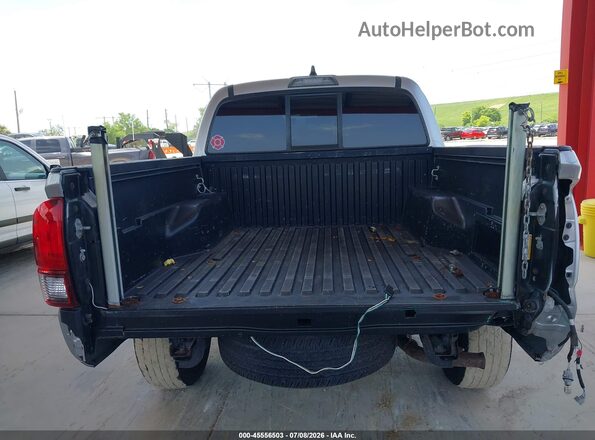 3TYAX5GN9NT035952 2022 TOYOTA TACOMA Silver წინა ხედი