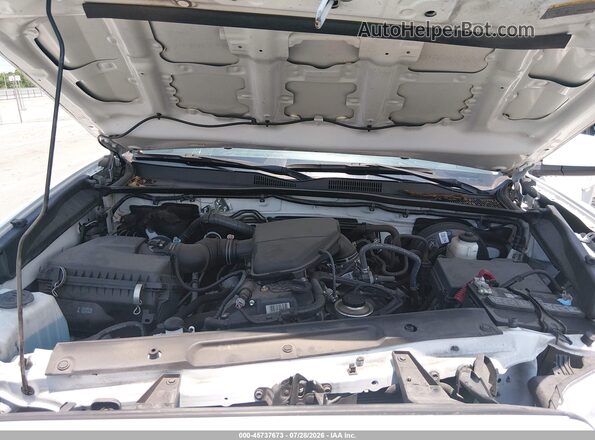 3TYAX5GN9NT057188 2022 TOYOTA TACOMA White Widok z tyłu