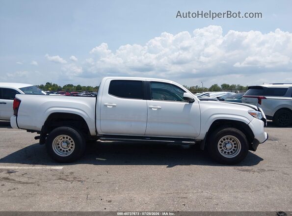 3TYAX5GN9NT057188 2022 TOYOTA TACOMA White Widok wnętrza z tyłu