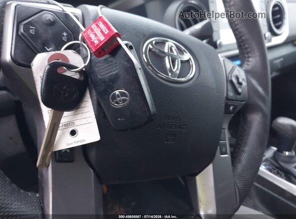 3TYAZ5CN3PT042091 2023 TOYOTA TACOMA Dark Blue Вид панели приборов