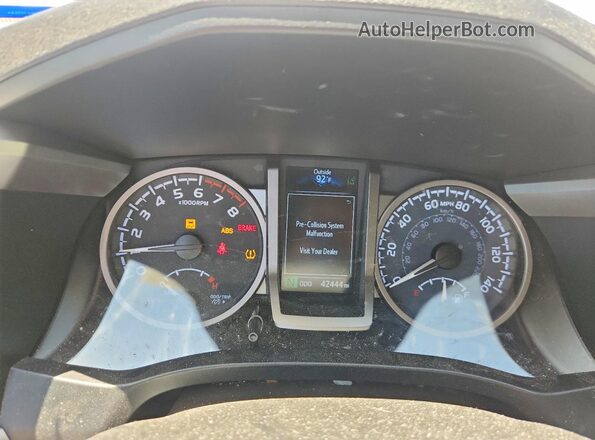 3TYAZ5CN6PT041193 2023 TOYOTA TACOMA White Սարքավորումների վահանակի տեսք