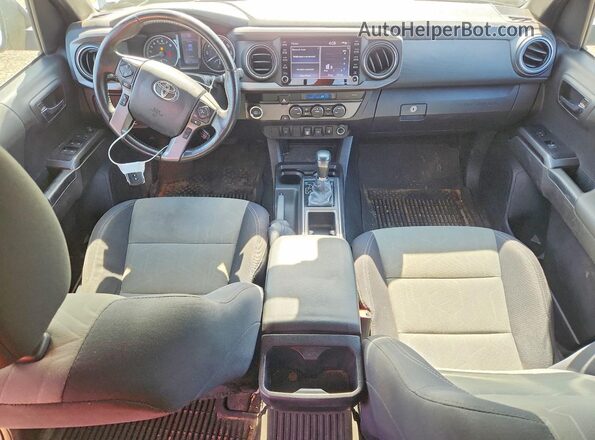 3TYAZ5CN9MT004425 2021 TOYOTA TACOMA Silver Dashboard view