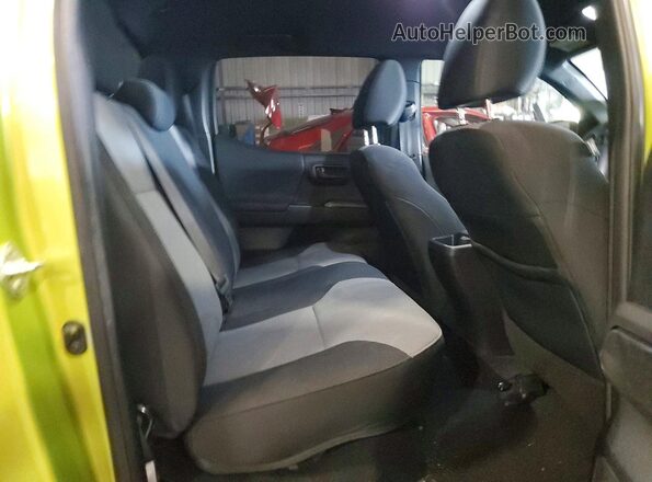 3TYCZ5AN0PT131631 2023 TOYOTA TACOMA Зеленый Вид задних сидений