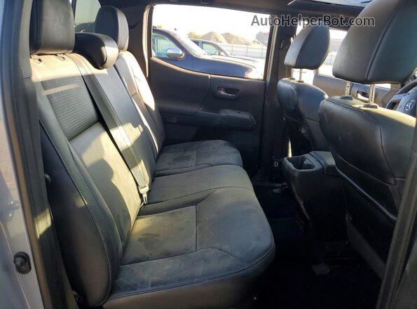 3TYCZ5AN2MT015925 2021 TOYOTA TACOMA Gray Widok tylnych siedzeń