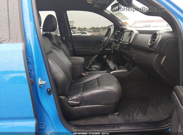 3TYCZ5AN3MT014721 2021 TOYOTA TACOMA Blue Вид салону спереду