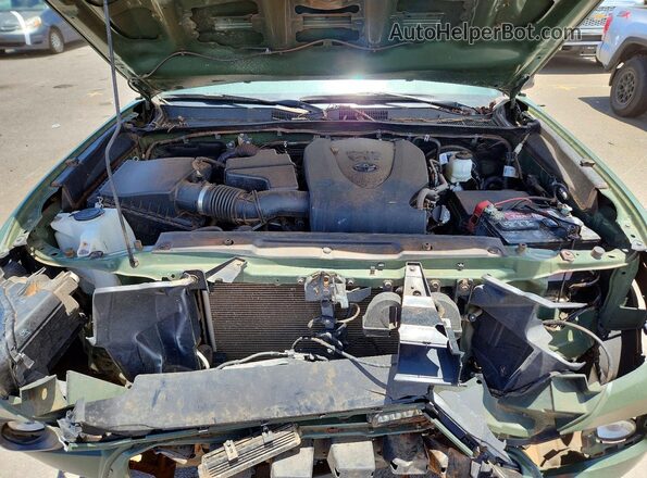 3TYCZ5AN3NT079490 2022 TOYOTA TACOMA Green Սալոնի հետևի տեսք