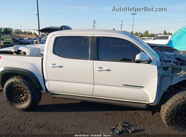3TYCZ5AN4NT093916 2022 TOYOTA TACOMA White Սալոնի 360 աստիճան տեսք