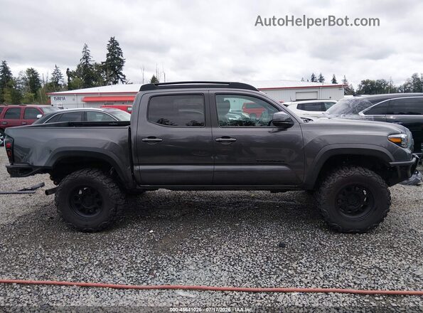 3TYCZ5AN5NT079040 2022 TOYOTA TACOMA Gray Vista interior de 360 grados