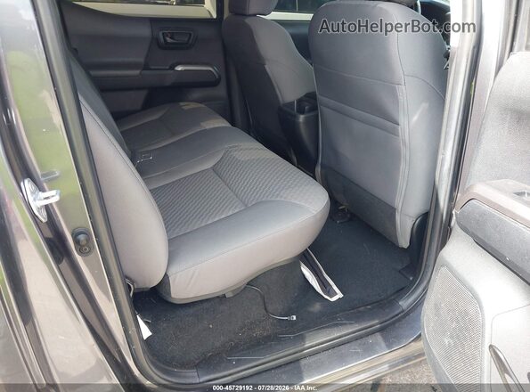 3TYCZ5AN6NT071657 2022 TOYOTA TACOMA Gray Widok naklejki z numerem VIN