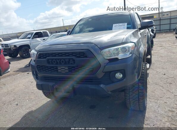 3TYCZ5AN6NT071657 2022 TOYOTA TACOMA Gray Widok zestawu wskaźników