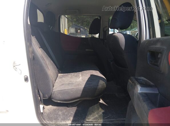 3TYCZ5AN6PT160437 2023 TOYOTA TACOMA White VIN կոդի պիտակի տեսք