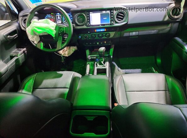 3TYCZ5AN8NT064225 2022 TOYOTA TACOMA Green Առջևի վահանակի տեսք