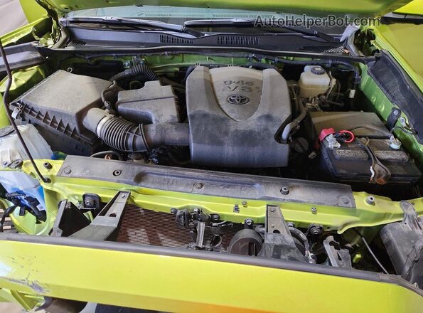 3TYCZ5AN8NT064225 2022 TOYOTA TACOMA Green Սալոնի հետևի տեսք