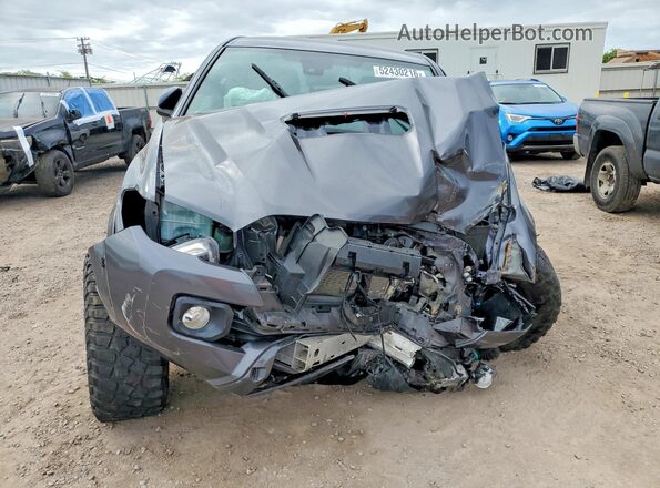 3TYCZ5AN8PT163548 2023 TOYOTA TACOMA Charcoal Widok z przodu